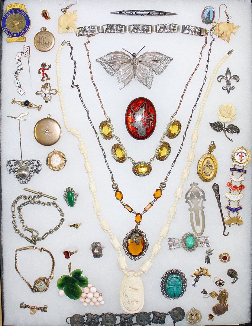 ANTIQUE VICTORIAN JEWELRY (1 of 3)