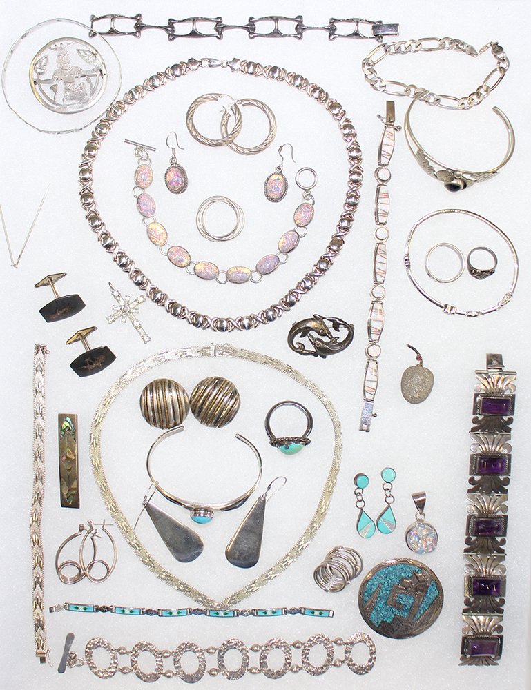 STERLING SILVER JEWELRY: Collection of sterling silver jewelry including Mexico, Egyptian hallmarked, Siam, turquoise, Amparo, Les Bernard, Italy, & more.