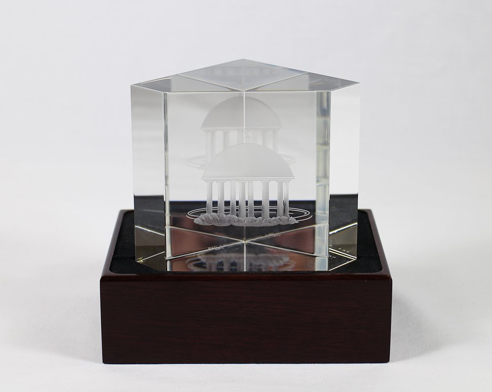 STEUBEN GREENBRIER SPRINGHOUSE SCULPTURE (1 of 5)