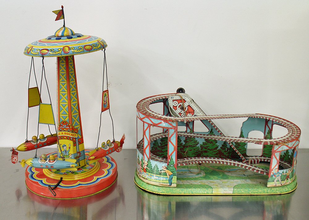 J. CHEIN ROCKET RIDE & ROLLER COASTER (1 of 3)