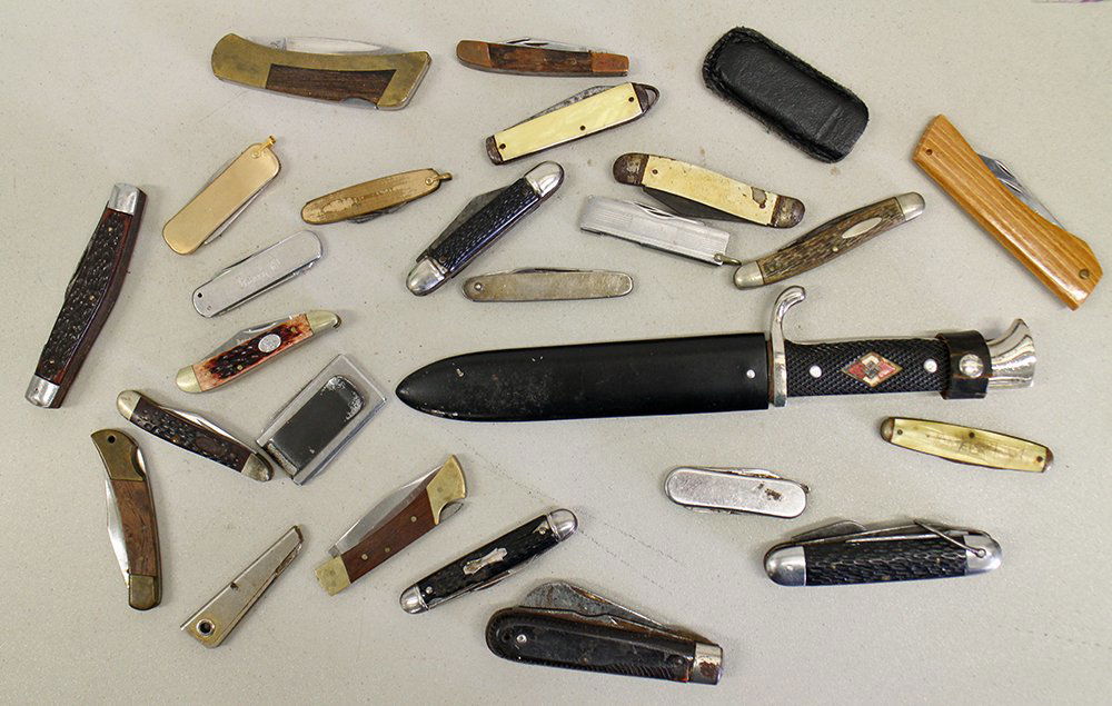 VINTAGE POCKET KNIVES & MORE: Collection includes Colonial, Imperial, Uster, Ric-Nor, Solingen German Hitler Youth knife, Gold Filled, & more.