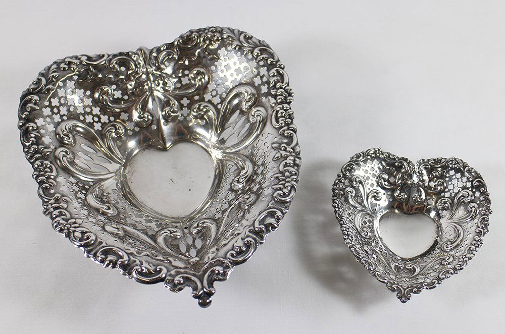 (2) GORHAM STERLING HEART BOWLS (1 of 5)
