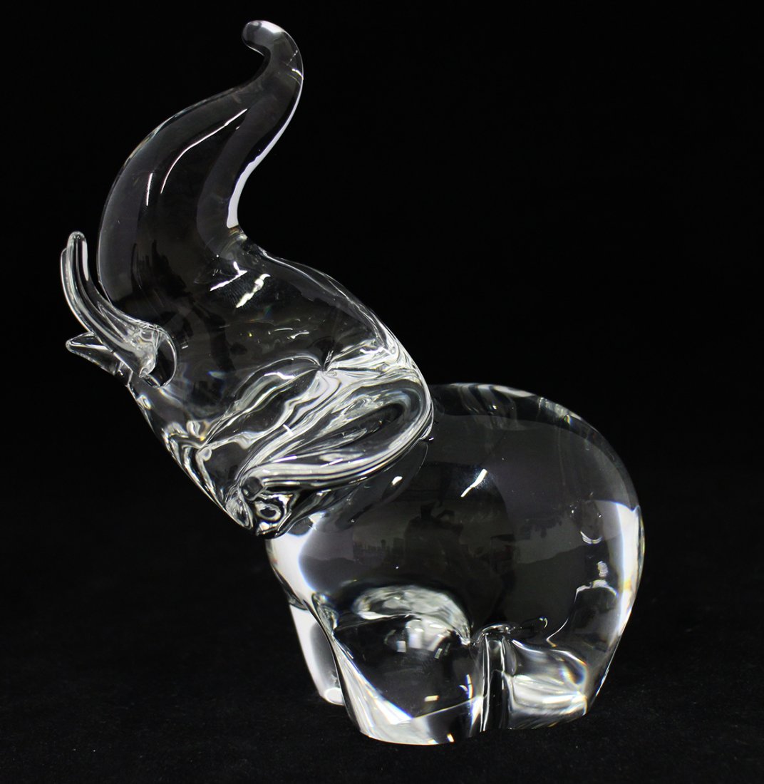 STEUBEN CRYSTAL ELEPHANT (1 of 4)