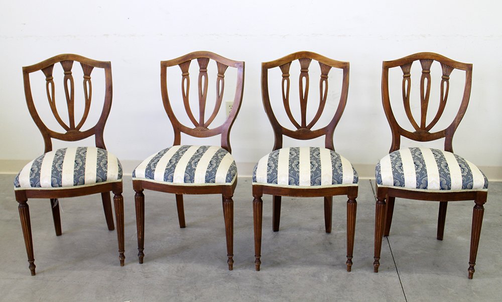(4) DINING CHAIRS (1 of 1)