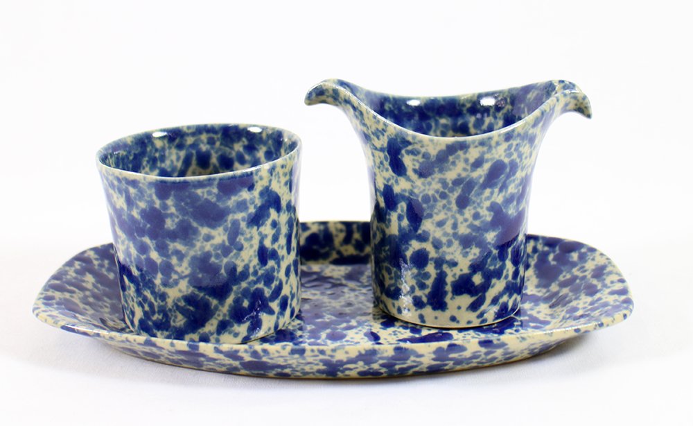 BENNINGTON VERMONT BLUE AGATE SET (1 of 2)