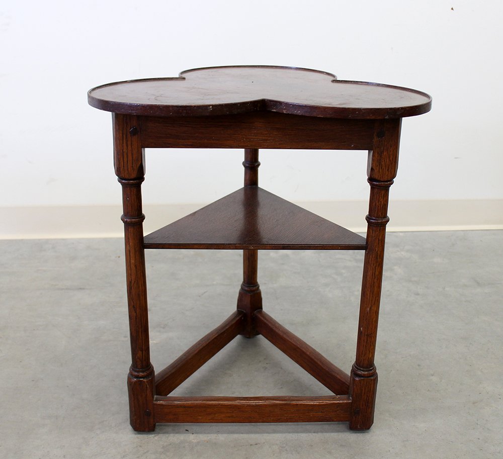 ANTIQUE CLOVER TABLE (1 of 2)