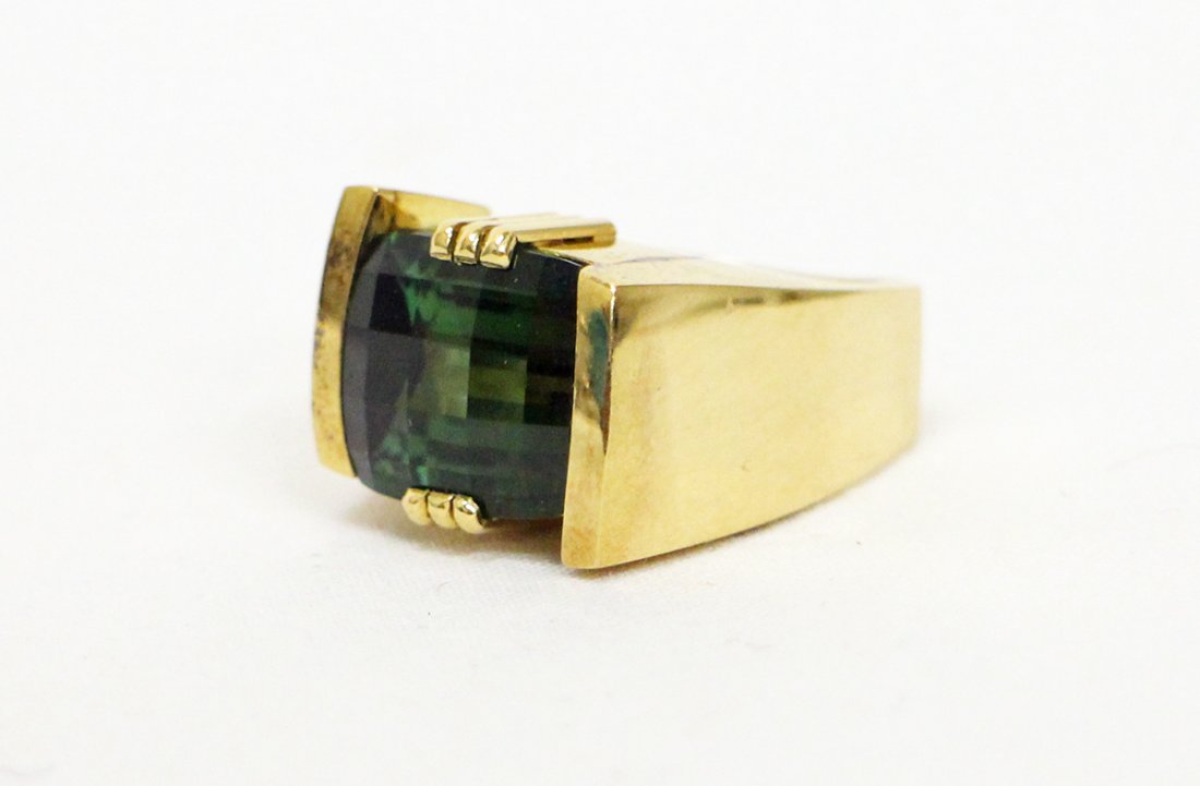 18K GREEN TOURMALINE RING (1 of 3)
