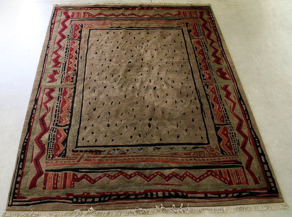 NEPAL RUG 10' x 8": Contemporary wool Nepal rug. Measures 10' x 8'