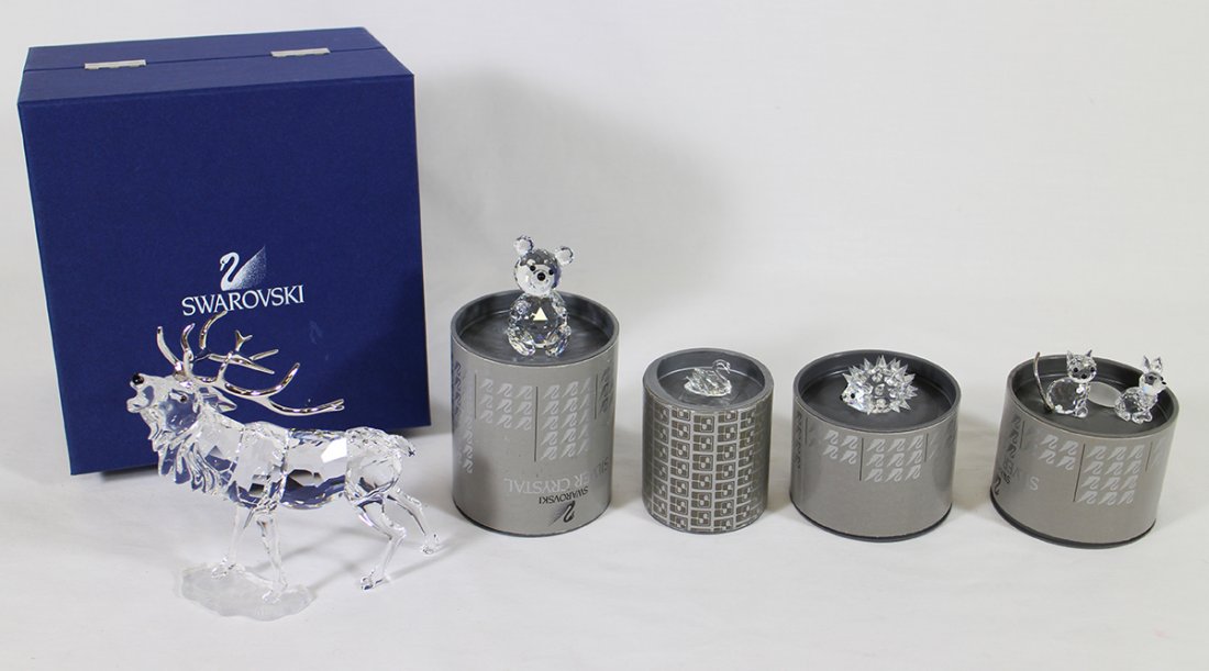 SWAROVSKI FIGURINES (1 of 3)