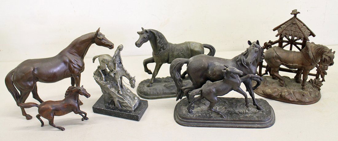 VINTAGE CAST METAL HORSE COLLECTION (1 of 4)