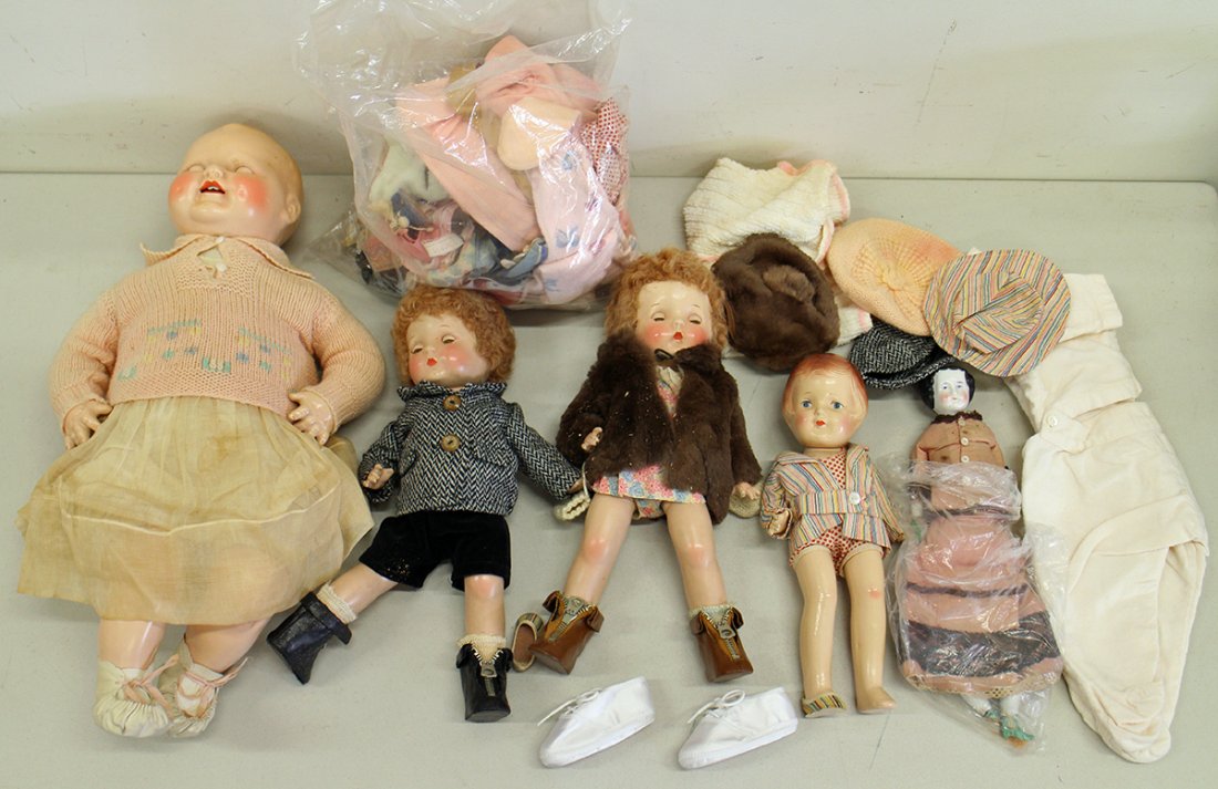 VINTAGE & ANTIQUE DOLLS (1 of 3)
