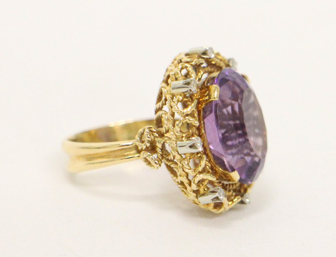 18K GOLD AMETHYST & DIAMOND RING (1 of 3)