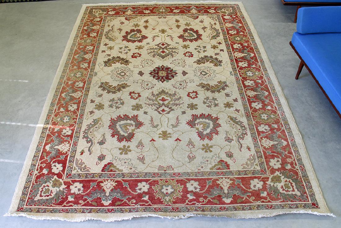 10' x 7' CONTEMPORARY WOOL RUG (1 of 4)