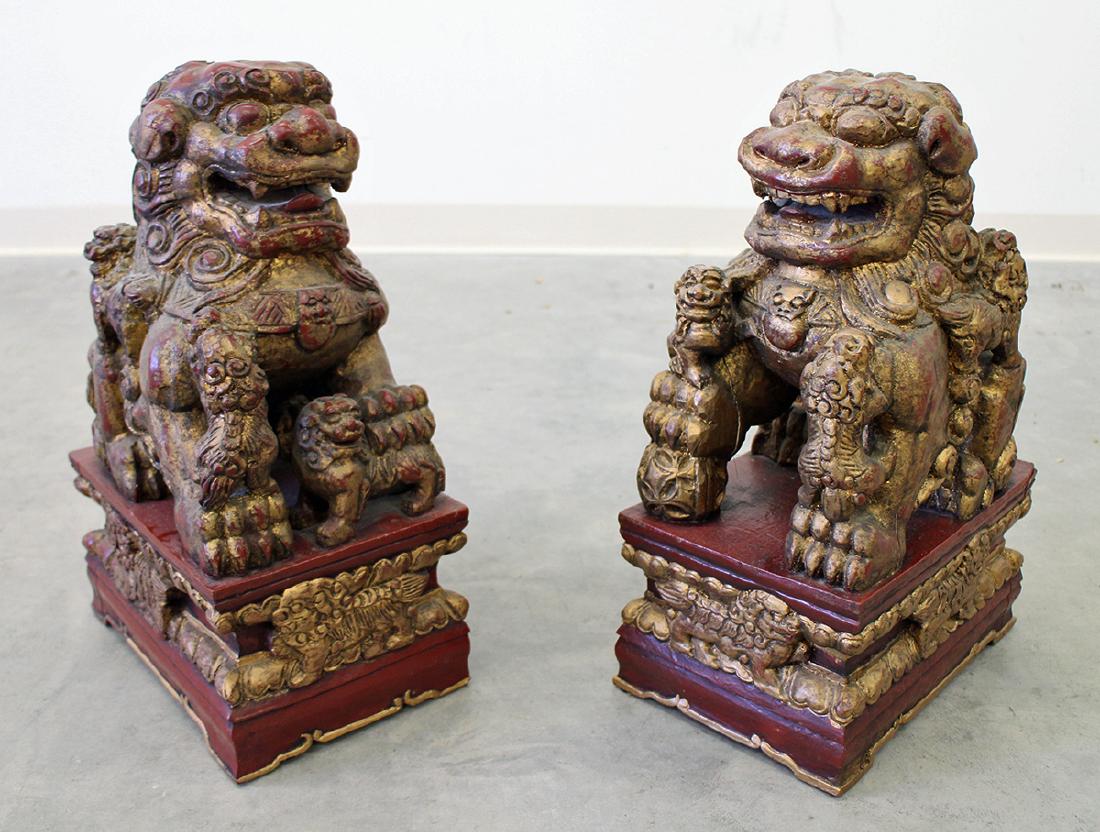 PAIR OF LARGE FOO DOG STATUES (1 of 3)