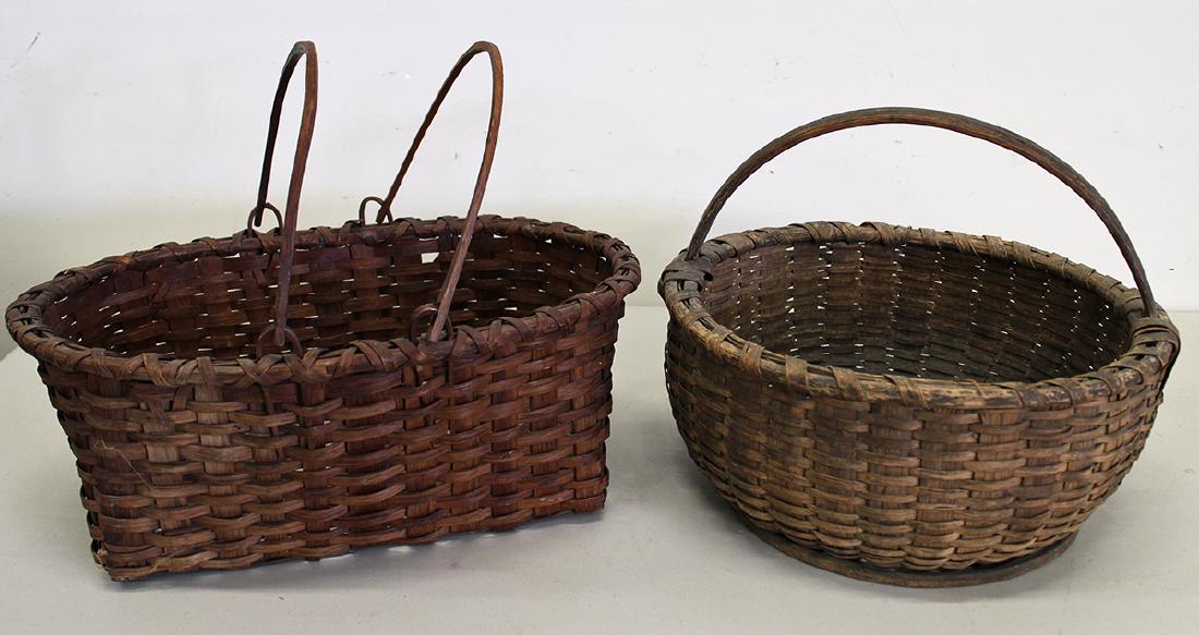 (2) EARLY AMERICAN GATHERING BASKETS (1 of 3)