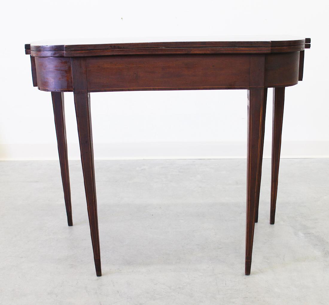 ANTIQUE GATE LEG FOLDING TABLE (1 of 4)