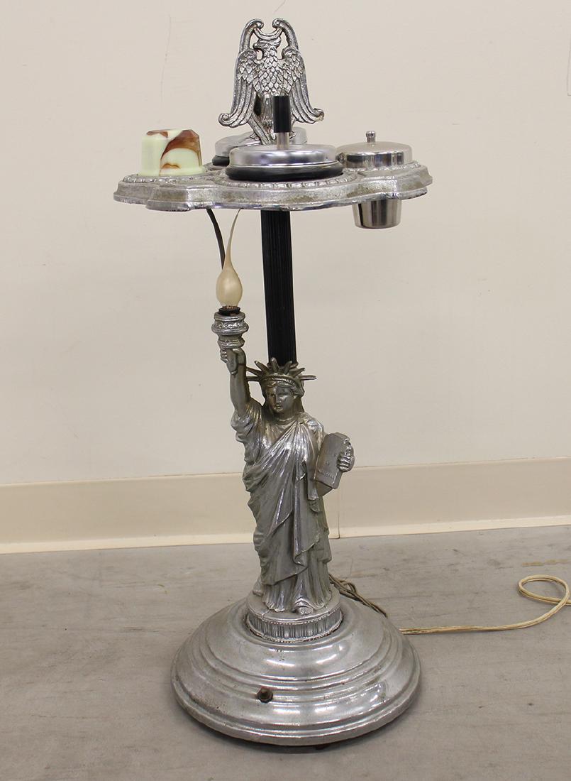 STATUE OF LIBERTY SMOKING STAND (1 of 5)