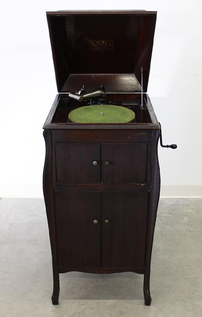 VICTROLA VV-90 RECORD CABINET: Victor Victrola VV-90 record cabinet with extra needles and records.