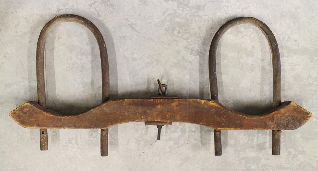 ANTIQUE OXEN YOKE (1 of 1)