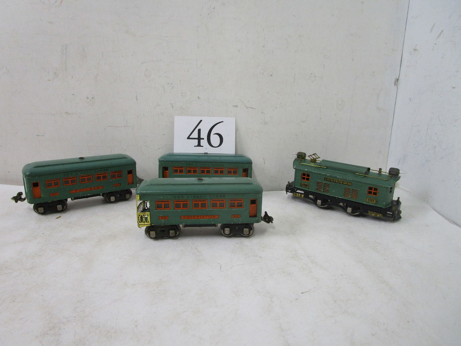 Lionel Train (1 of 3)