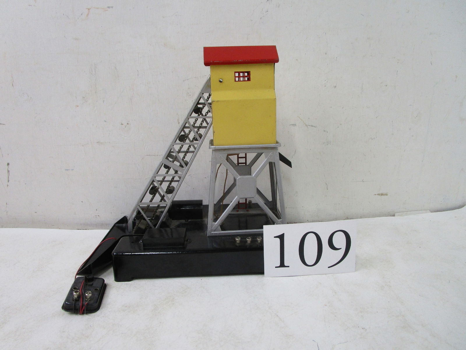 Lionel Coal Elevator (1 of 3)