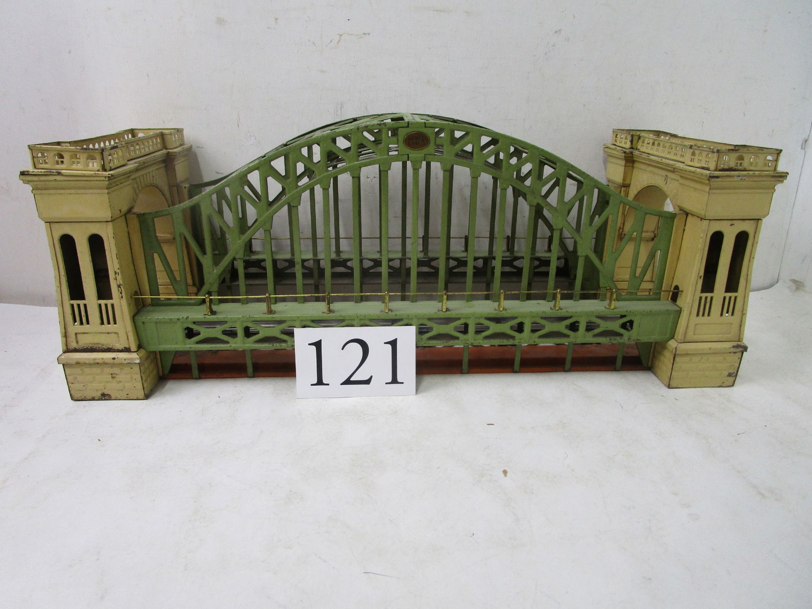 Lionel RR Bridge (1 of 3)