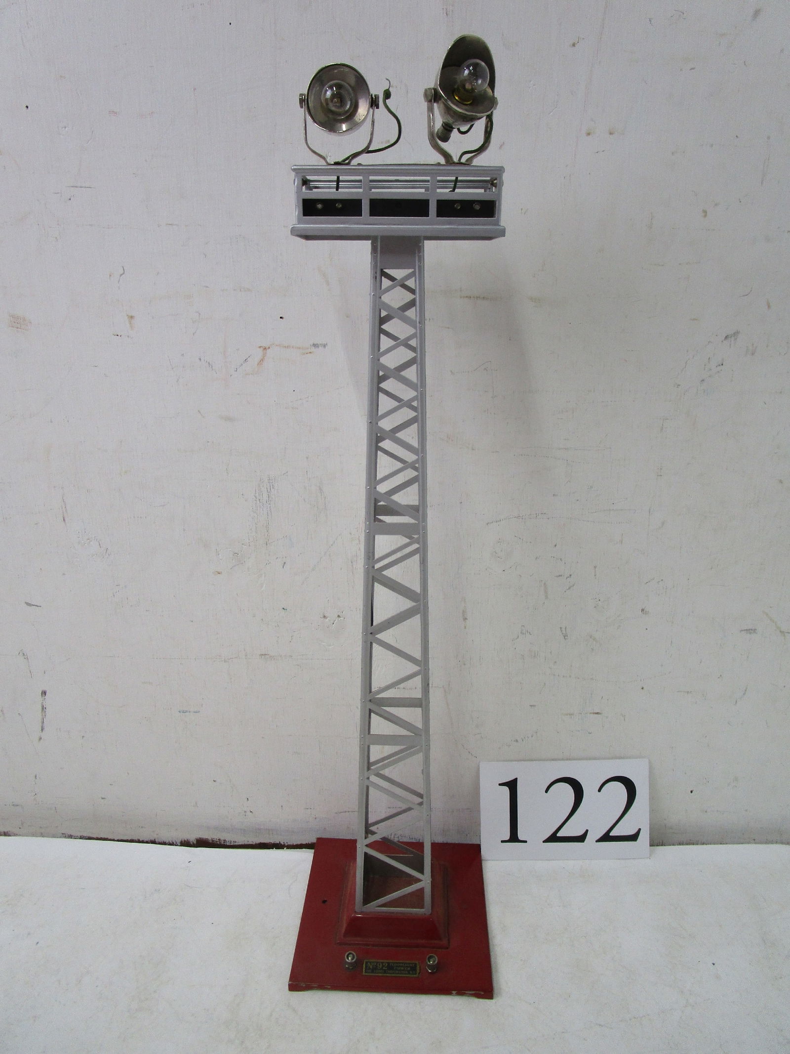 Lionel Light (1 of 3)