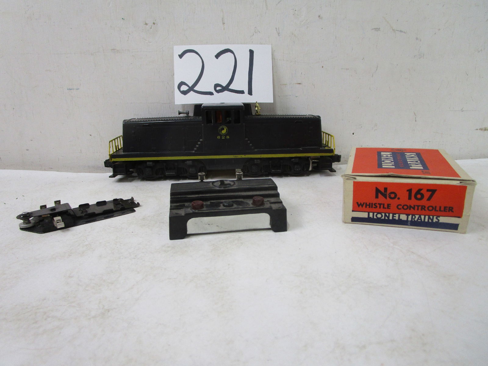 Lionel Whistles Plus (1 of 4)