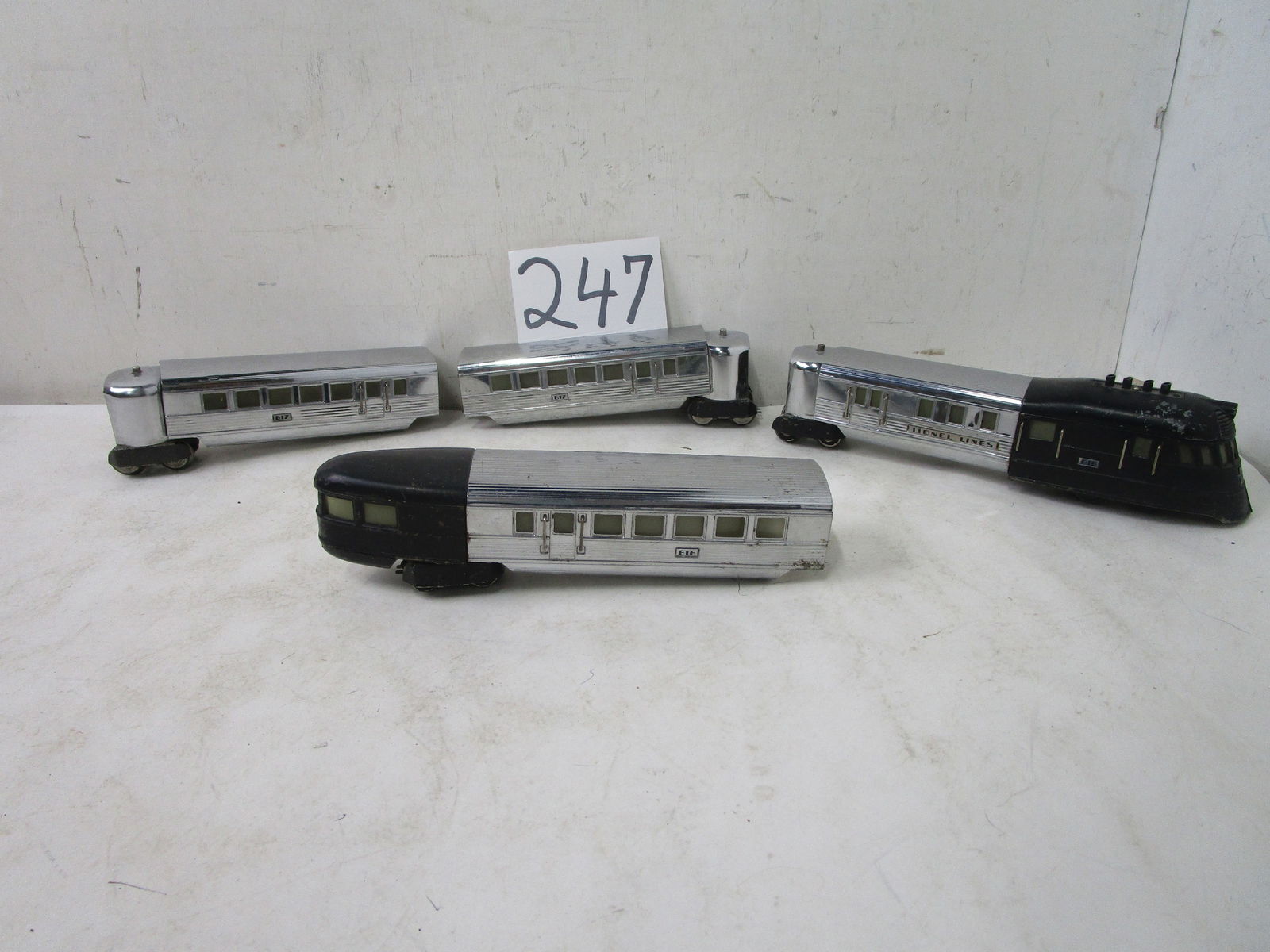 Lionel Train (1 of 3)