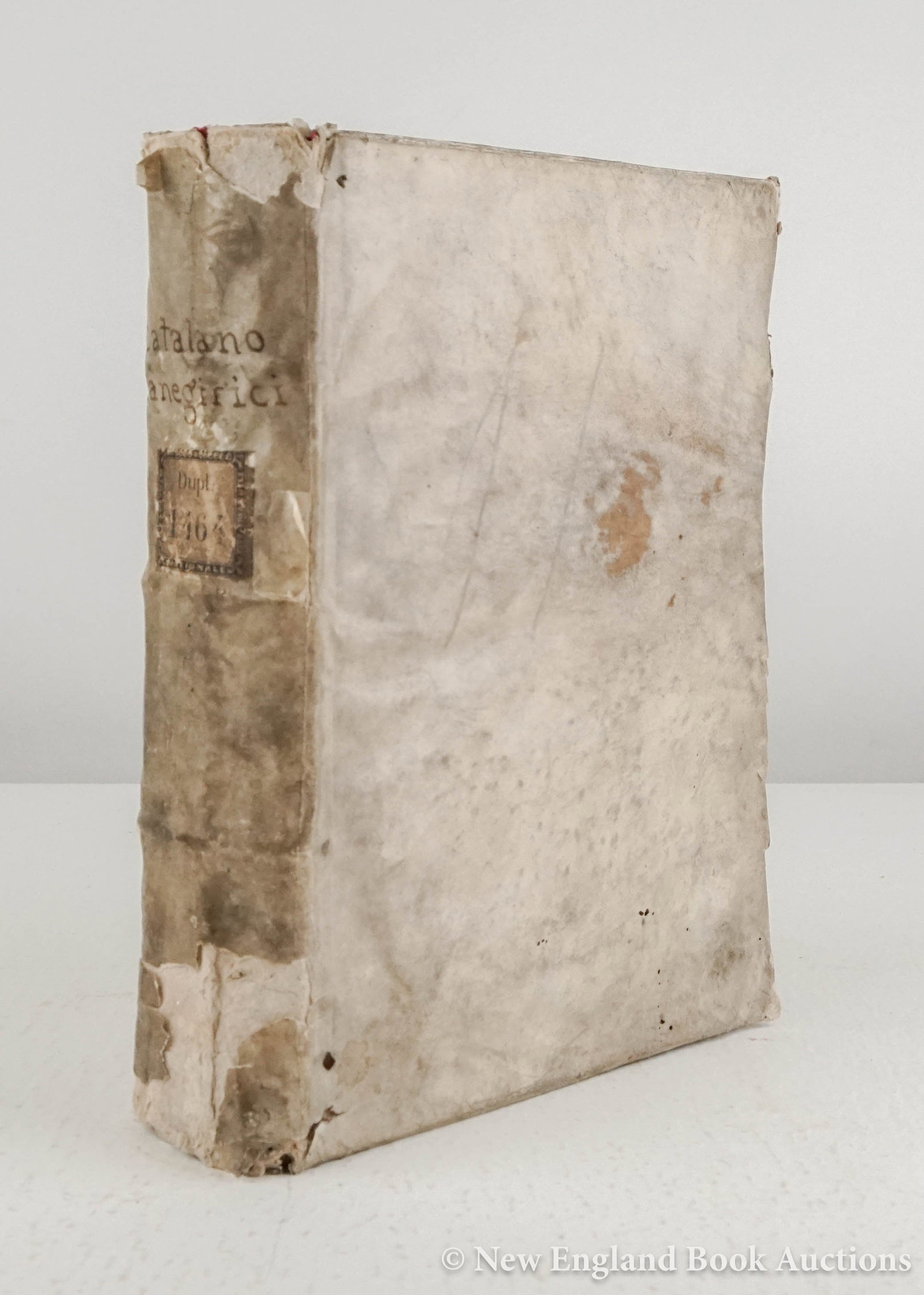 Catalano, Michelangelo: 25. Catalano, Michelangelo. Discorsi panegirici. Engraved title. Half-title. [32], 685, [38] pages. 4to, contemporary vellum; inner joints split, some foxing, small ink library stamp on title and rear