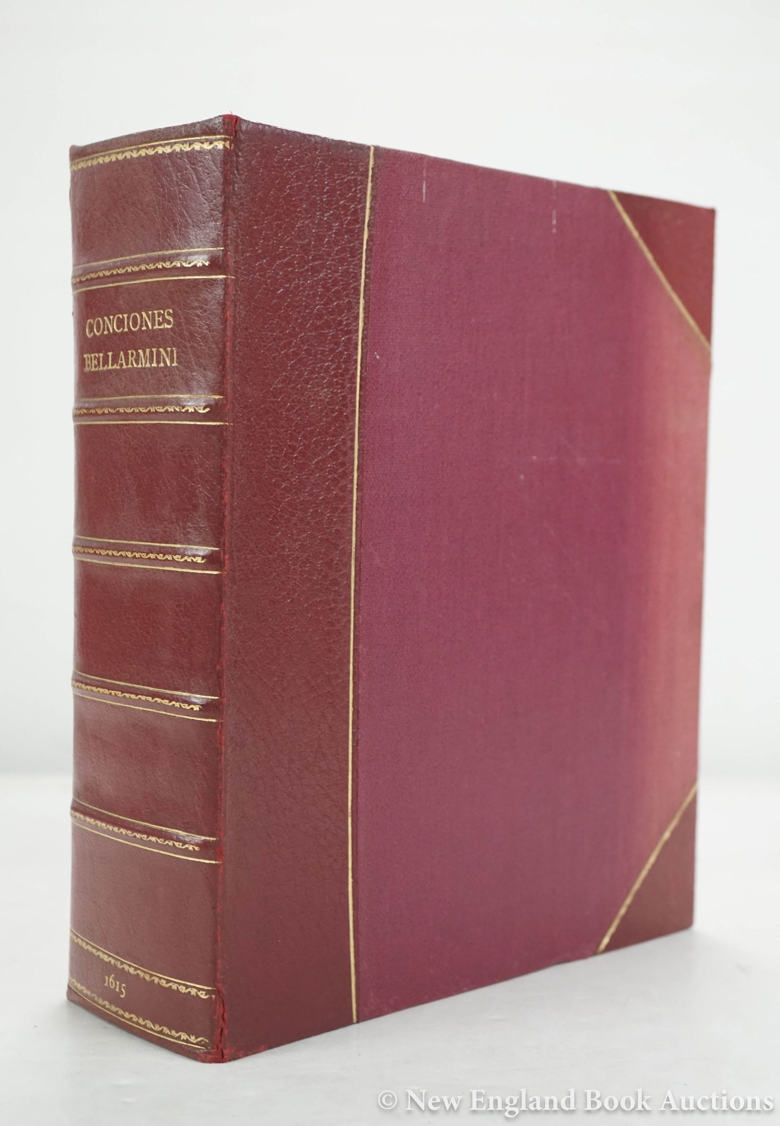 Bellarmino, Roberto: 30. Bellarmino, Roberto. Saint. Conciones Habitae Lovani. Engraved title-page. [8], 762, [56] pages, including final blank. 4to, contemporary blind-stamped vellum over wooden boards, 2 clasps,