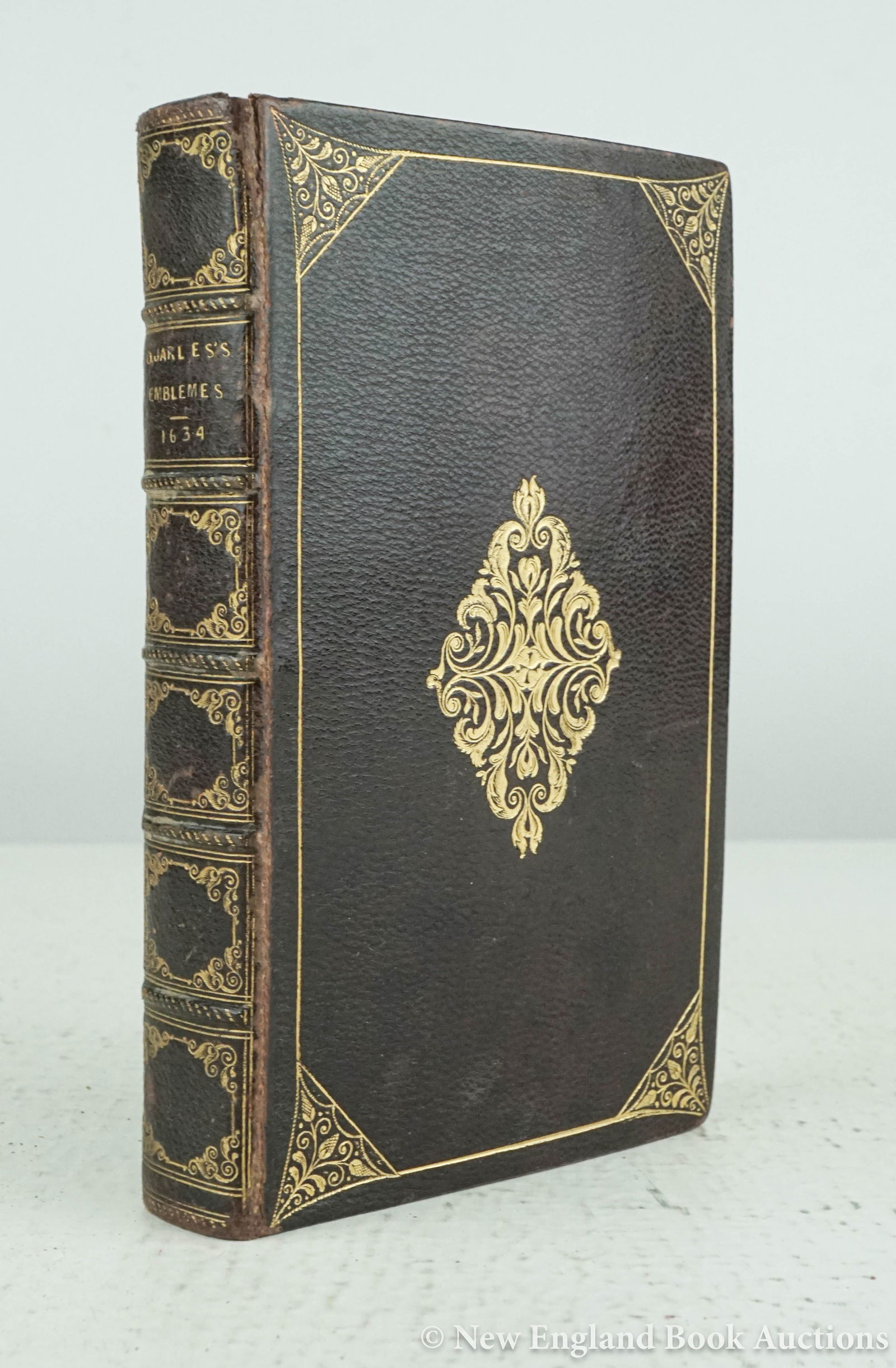 Quarles, Fra: 186. Quarles, Fra. Emblemes [bound with:] Hieroglyphikes of the Life of Man. Profusion of engravings within text. 2 parts in 1 volume. 8vo, later gilt-decorated leather, gilt turn-ins, all edges