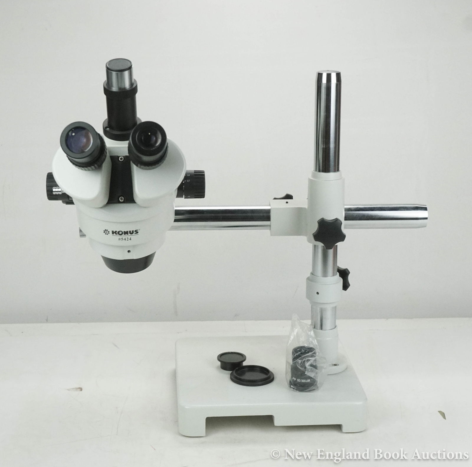 Microscope: 164. Microscope. Konus Crystal-Pro Microscope w/ Geared Table Stand. About 25 x 25 x 19 inches; minimal use. American, nd [300/500] Manufacturer specs: As a trinocular microscope, the Crystal's