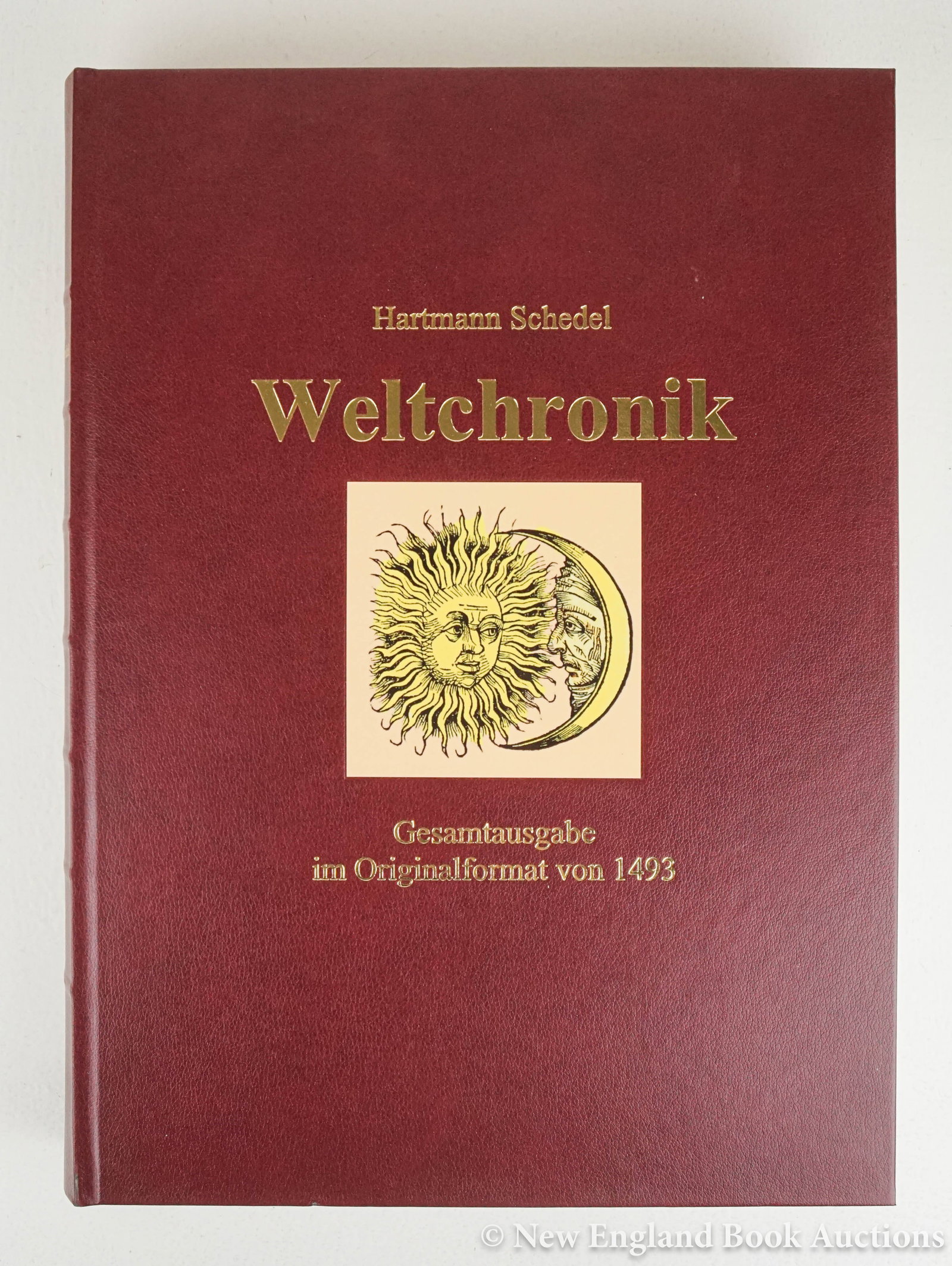 Schedel, Hartmann: 148. Schedel, Hartmann. Weltchronik. Facsimile edition. Profusely illustrated. Folio, gilt-lettered leatherette, top-edge gilt; light wear. (Lahnstein, 2010) [300/500] ONE OF 150 NUMBERED COPIES.