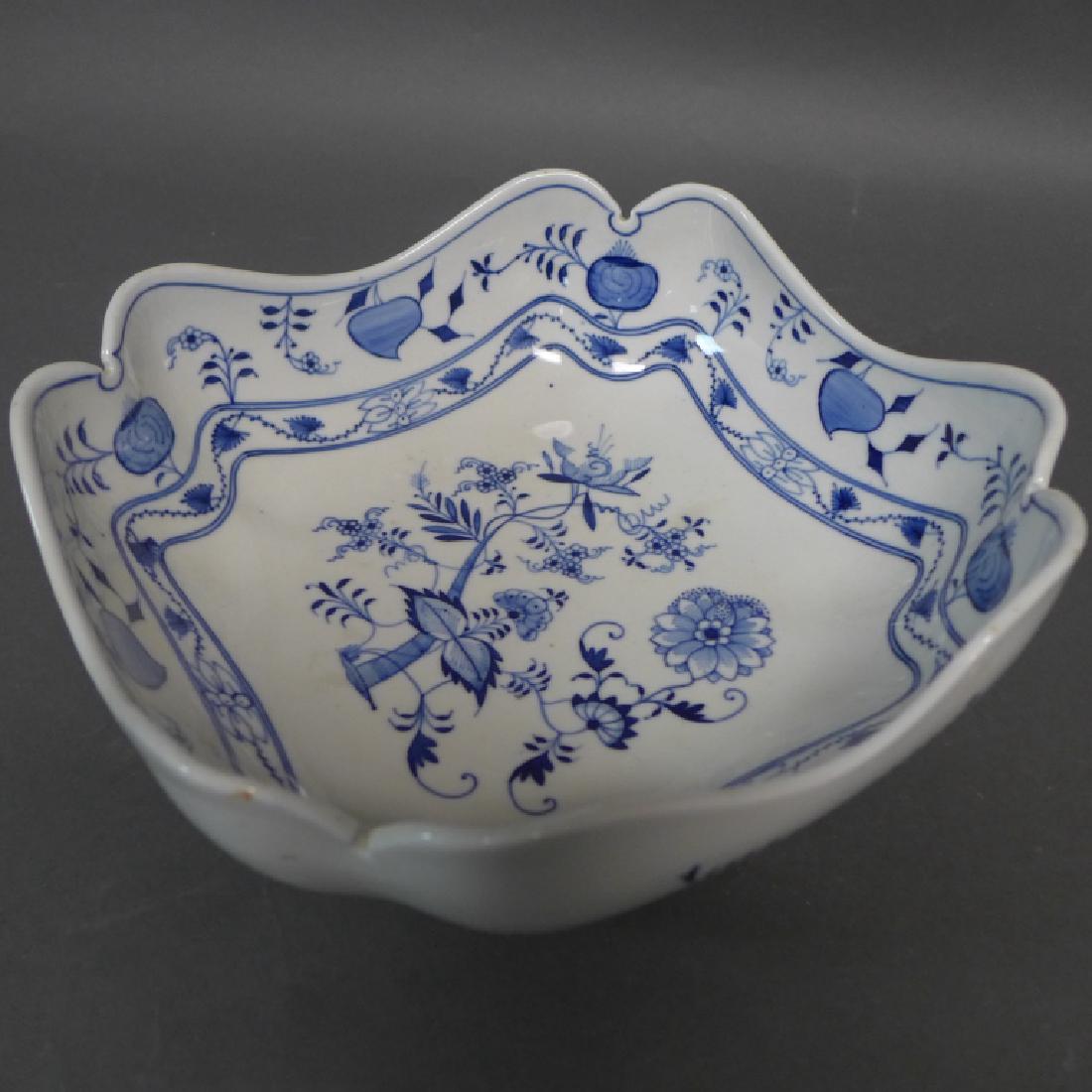 Meissen Blue Onion Porcelain Square Serving Bowl (1 of 10)