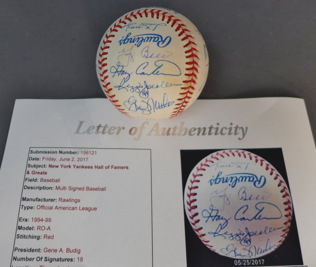 NY Yankees Hall of Famers & Greats SIgned Ball (1 of 9)