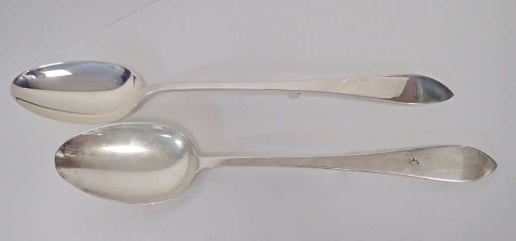 Tiffany & Co. Serving Spoon Pair in Faneuil (1 of 10)