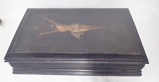 Vampire Hunting Kit in Hand Painted Box (1 of 5)