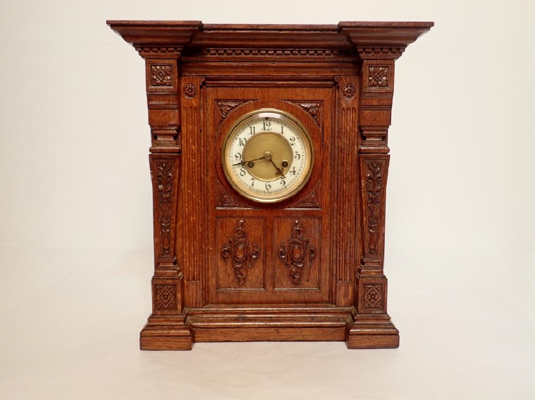 Waterbury Clock Co. Wooden Clock (1 of 10)