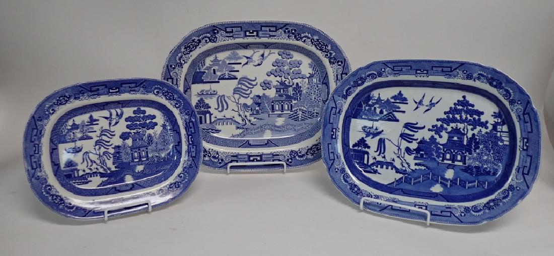 Porcelain Blue Willow Platter Assortment (1 of 10)
