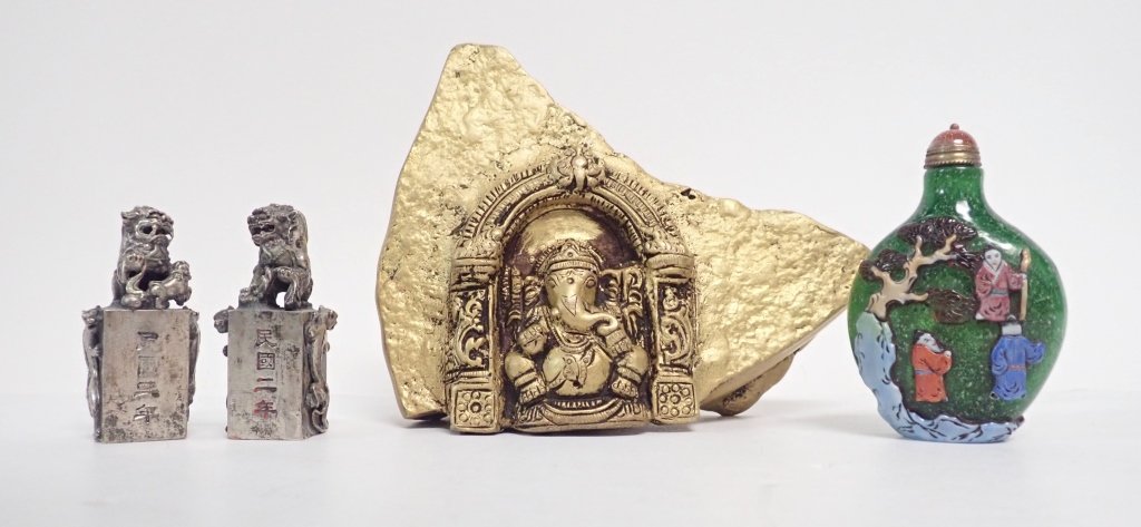 Asian Collectible Assortment (1 of 10)