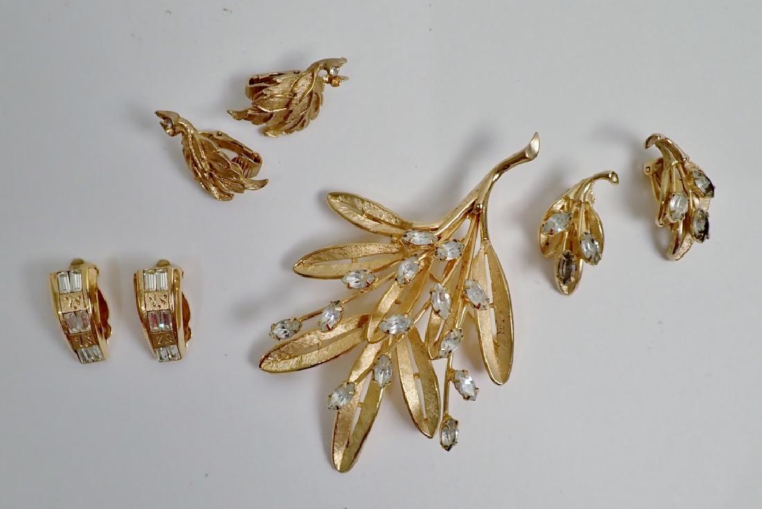 Signed Vintage Kramer Jewelry Collection (1 of 12)