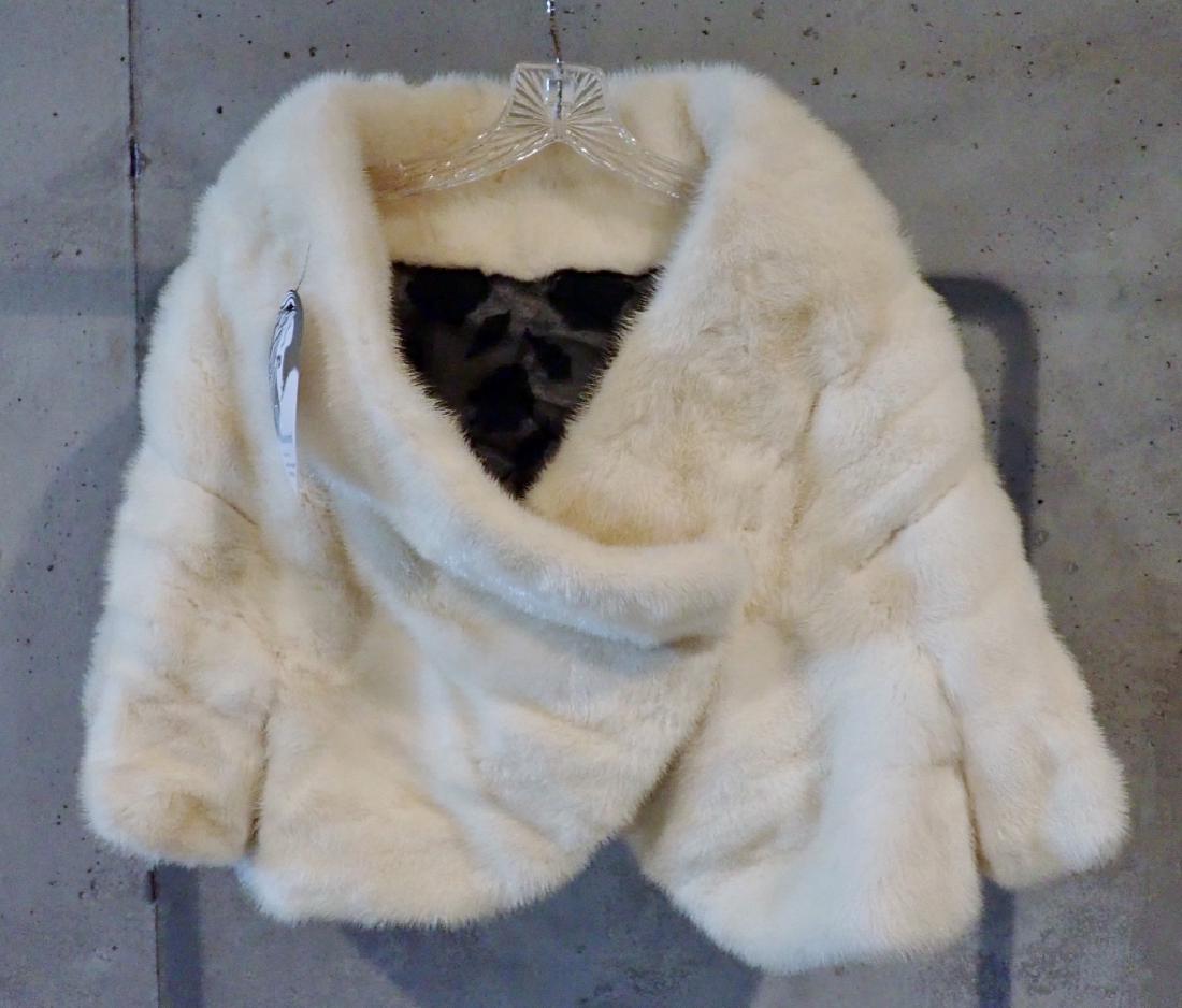 White Fur Short Sleeved Coat / Stole (1 of 7)