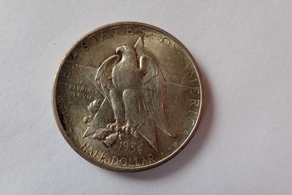 1934 Texas Half Dollar Coin (1 of 7)