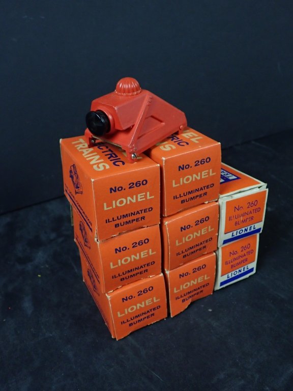 Lot of 8 Lionel No. 260 Illuminated Bumpers (1 of 5)