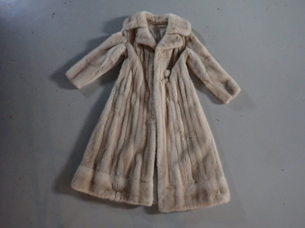 Full Length Ladies' Embroidered Fur Coat: Ladies' Full Length Fur Long Sleeve Coat / Duster, "Connie Detrillo" embroidered on right interior of coat; no visible size labels on the coat however it appears to be somewhere in between a Ladies' S