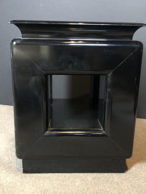James Mont Black Lacquered Pedestal Table: James Mont Lacquered End Table / Side Cabinet. James Mont branded. Height: 25 1/2"; Width: 19 1/4"; Depth: 19 1/2". Imperfections. STERLING ASSOCIATES STRIVES TO PROVIDE ACCURATE, OBJECTIVE, & FAIR IN