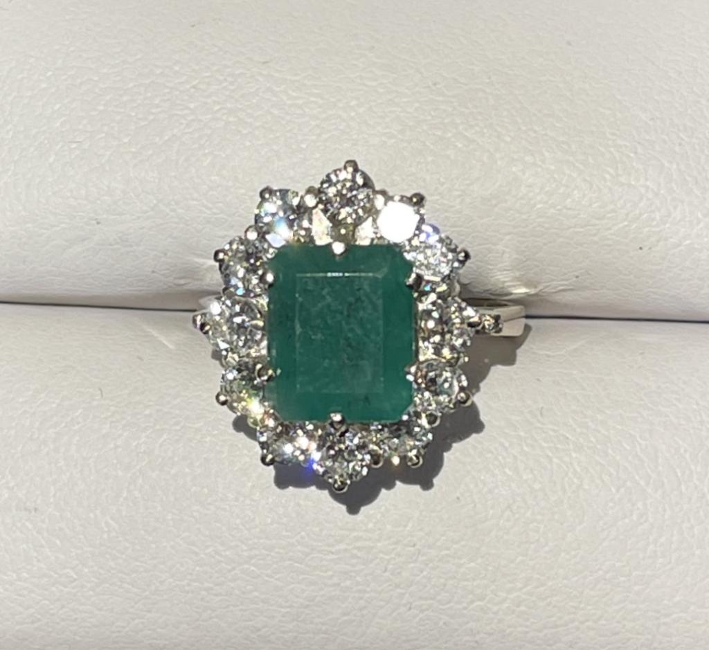 Diamond and Emerald 14K Ring (1 of 5)