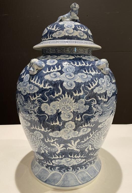 Large Chinese Blue and White Covered Jar (1 of 7)