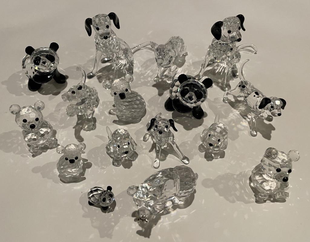 Swarovski Lot of 16 Dogs and Bears (1 of 4)